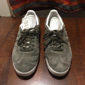 ADIDAS MEN'S SNEAKERS SIZE 11